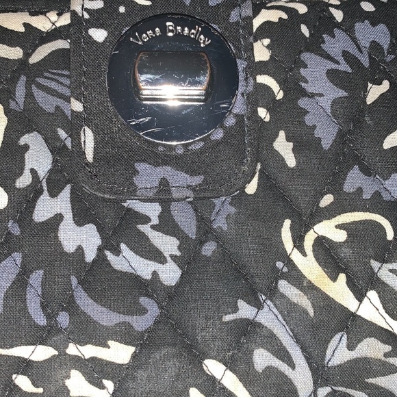 VERA BRADLEY WRISTLET - Picture 5 of 5